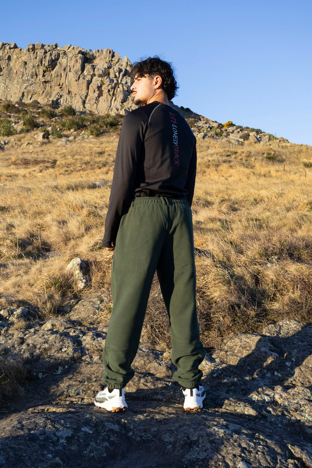 Lonely Track Buffer Pants in forest green - men's fleece pants with elastic waist