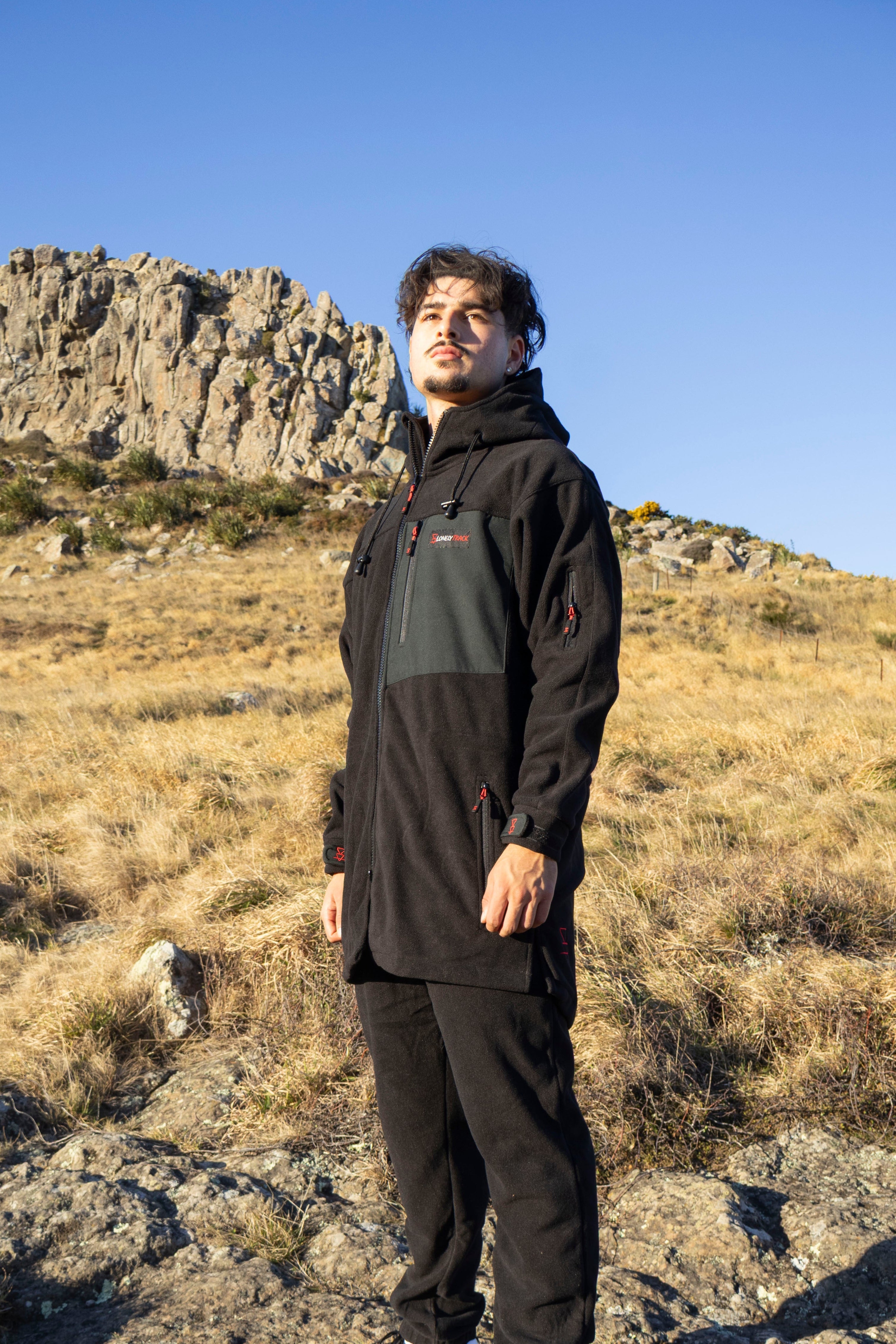 Lonely Track Mokau Fleece Jacket - men's heavyweight DWR fleece with large pockets