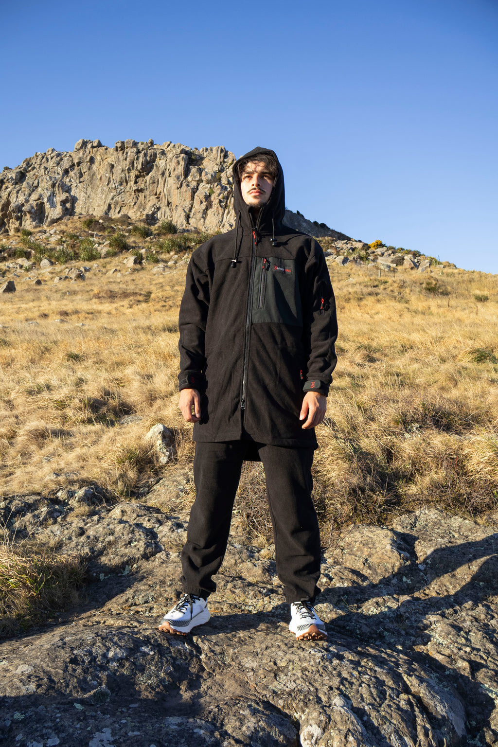 Lonely Track Mokau Fleece Jacket - men's heavyweight DWR fleece with large pockets
