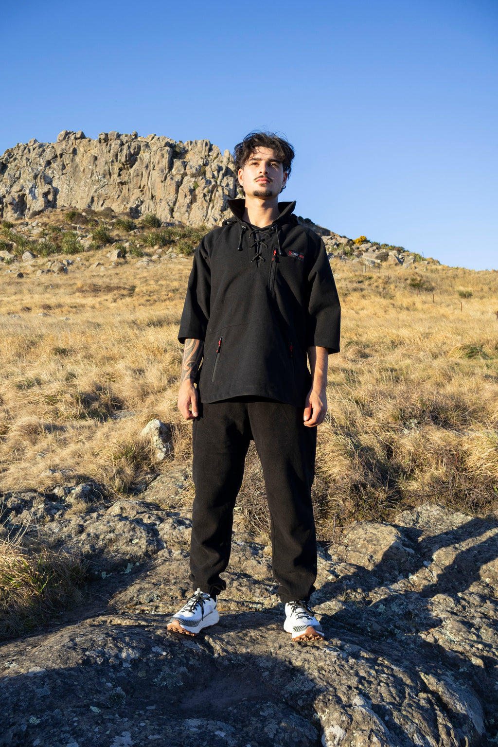 Lonely Track Wilder II bush shirt in black - men's 3/4 sleeve Tricot fleece