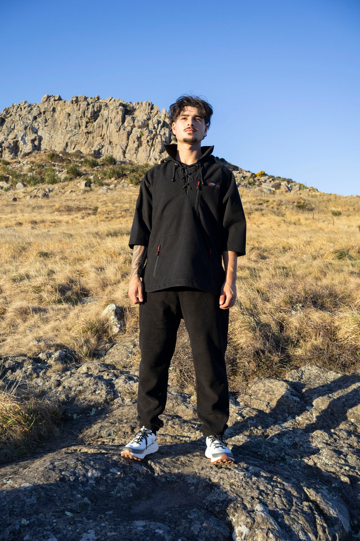 Lonely Track Wilder II bush shirt in black - men's 3/4 sleeve Tricot fleece