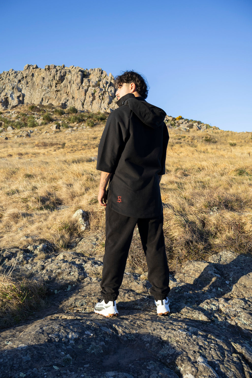 Lonely Track Wilder II bush shirt in black - men's 3/4 sleeve Tricot fleece
