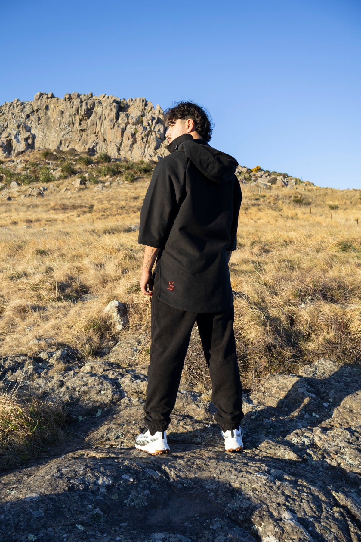 Lonely Track Wilder II bush shirt in black - men's 3/4 sleeve Tricot fleece
