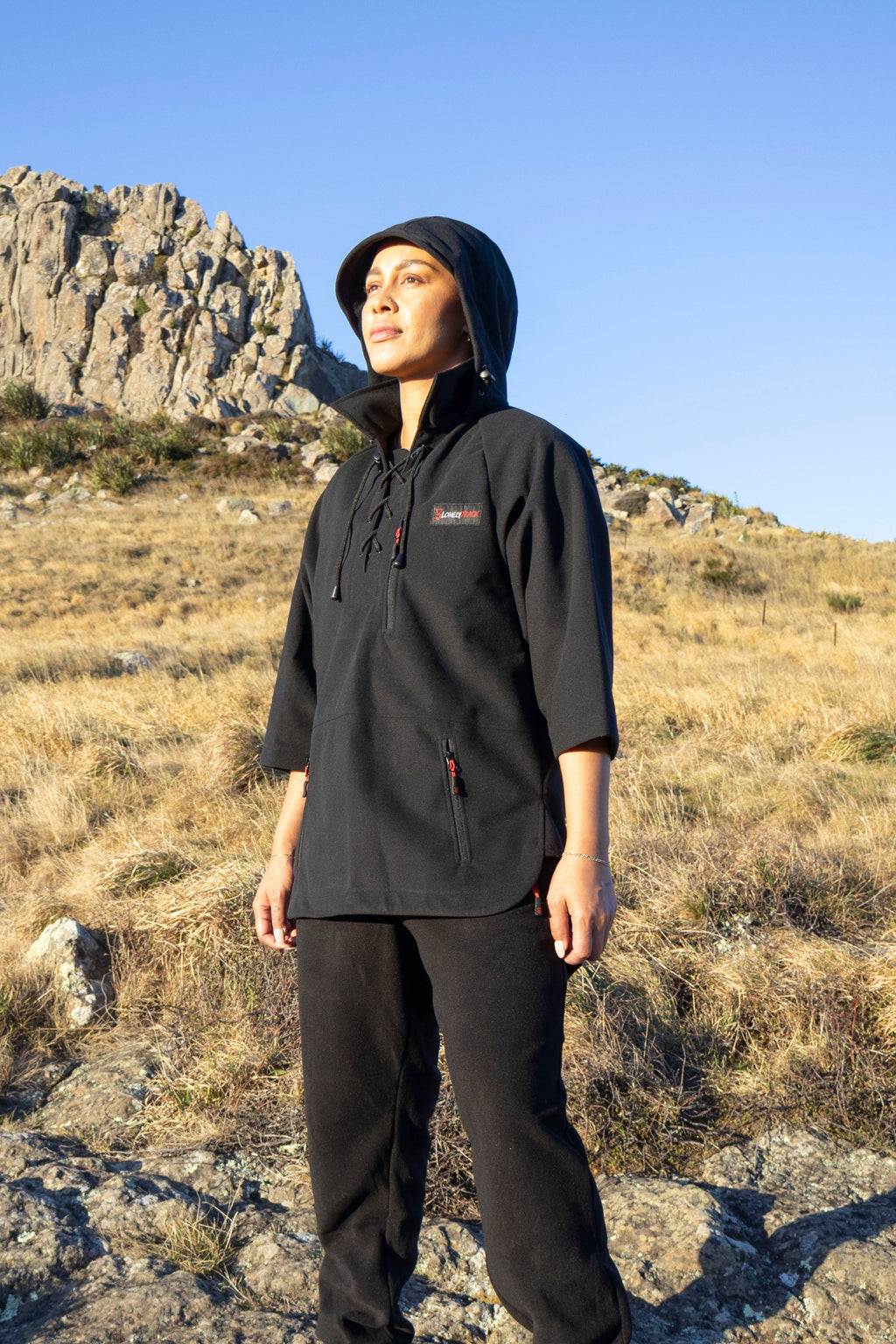 Lonely Track Wilder II bush shirt in black - women's 3/4 sleeve Tricot fleece