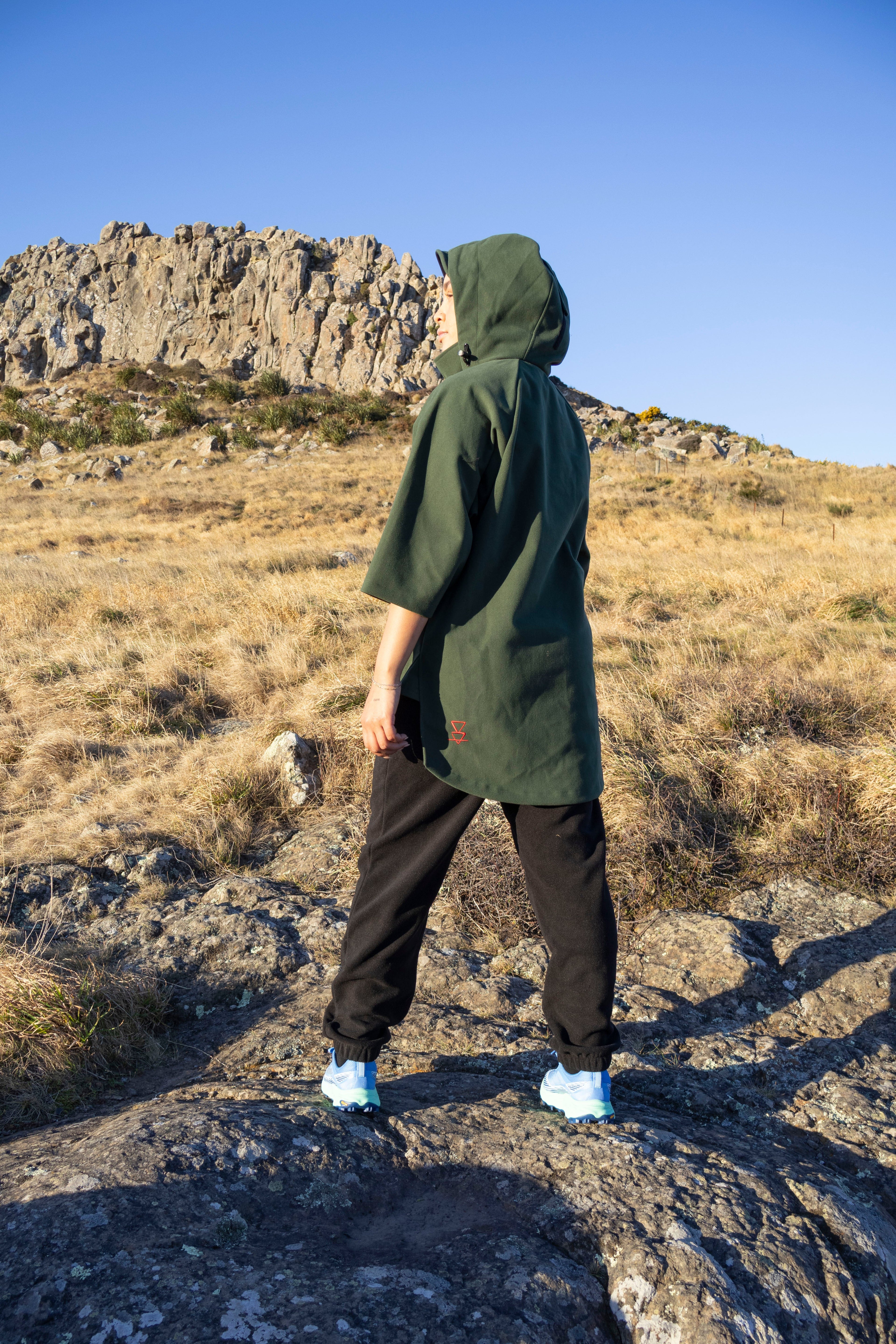 Lonely Track Wilder II bush shirt in forest green - women's 3/4 sleeve Tricot fleece