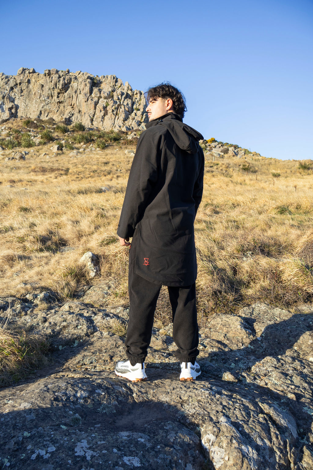Lonely Track Wilder bush shirt in black - original NZ outdoor bush shirt